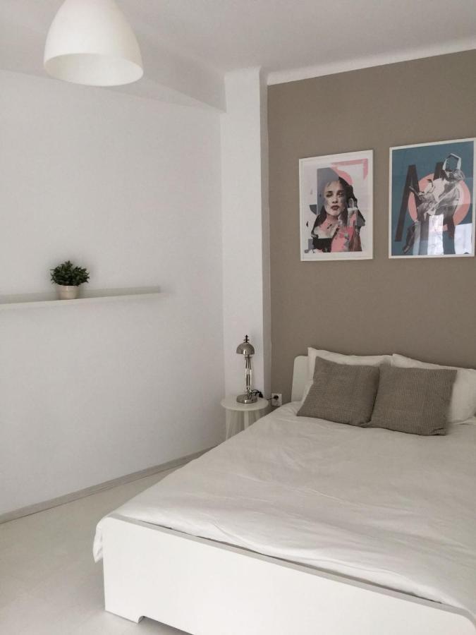 Superb Apartment In Center Bukarest Exterior foto